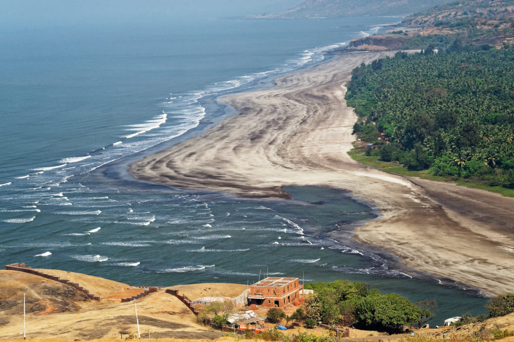 maharashtra tourist guide