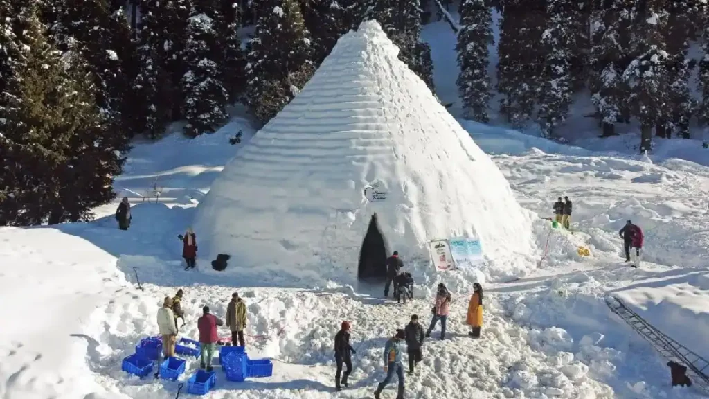 World's Largest Igloo Cafe Opens In Gulmarg, Kashmir