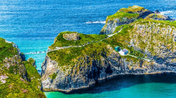 The 94th Academy Awards' Holiday Hotlist: An Oscar Tour Of The World