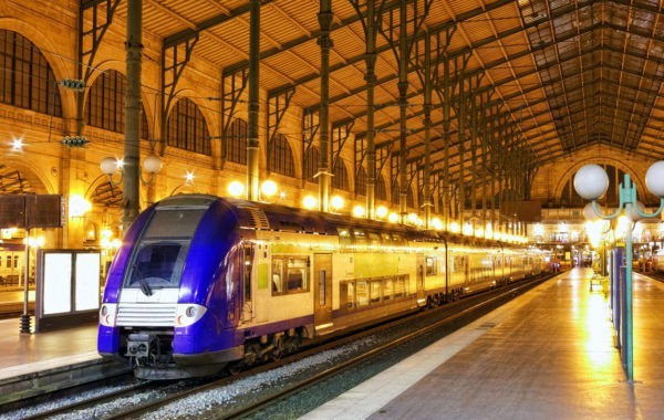 News at 9: A high-speed train to link up Madrid and Paris, Kashmir’s harshest winter period starts