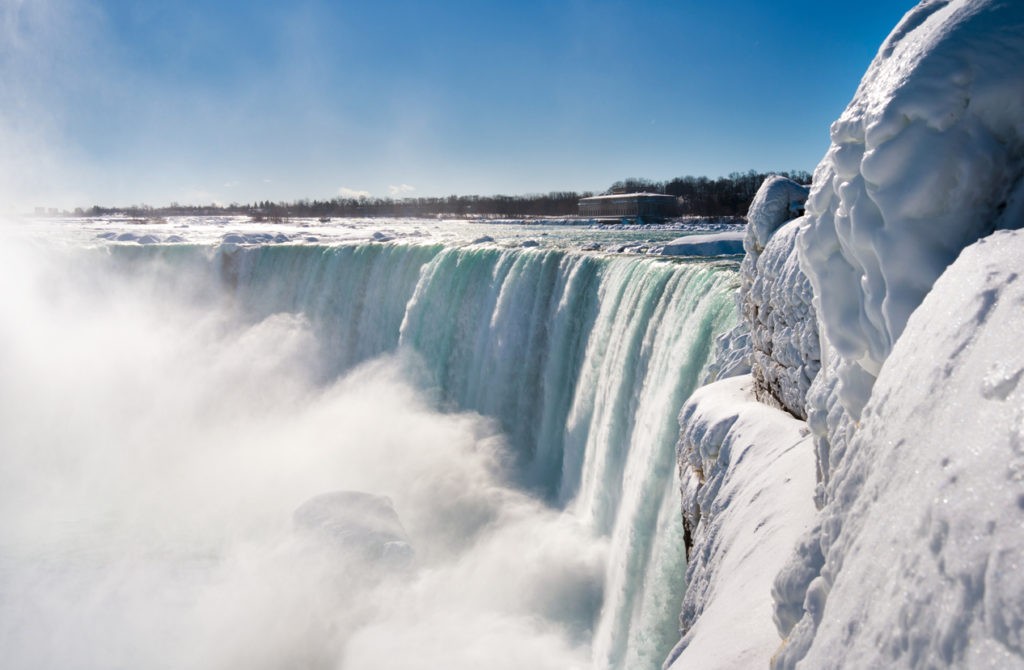 News at 9: Niagara Falls freezes partially, No COVID restrictions for travellers from India to Thailand and more