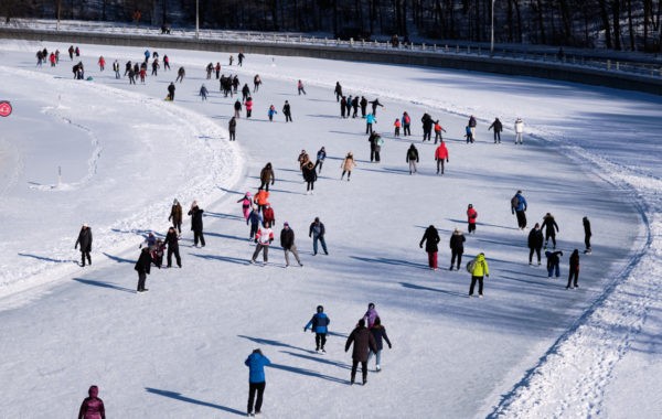 News at 9: World’s largest skating rink to remain closed due to lack of ice, Winter games cancelled in Auli due to lack of snowfall