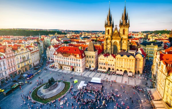 News at 9: Czech Republic is changing its name, Lufthansa to cancel 34,000 flights this summer and more