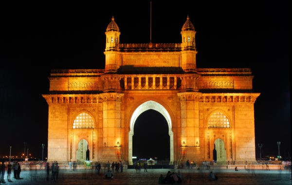 News at 9: Light and Sound show at Gateway of India, Uttar Pradesh to have 5 International airports and more