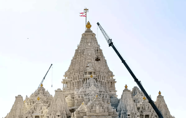 New Jersey to unveil world’s largest temple, Akshardham Temple, on October 8!