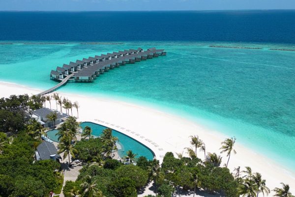 The Ultimate Diwali Getaway: Bask in Luxury with Amari Raaya Maldives' Exclusive Deals