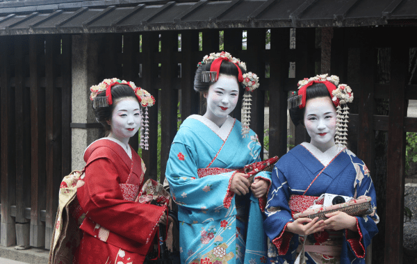 Japan: Kyoto imposes ban on tourist entry into the private alleys of Geisha district