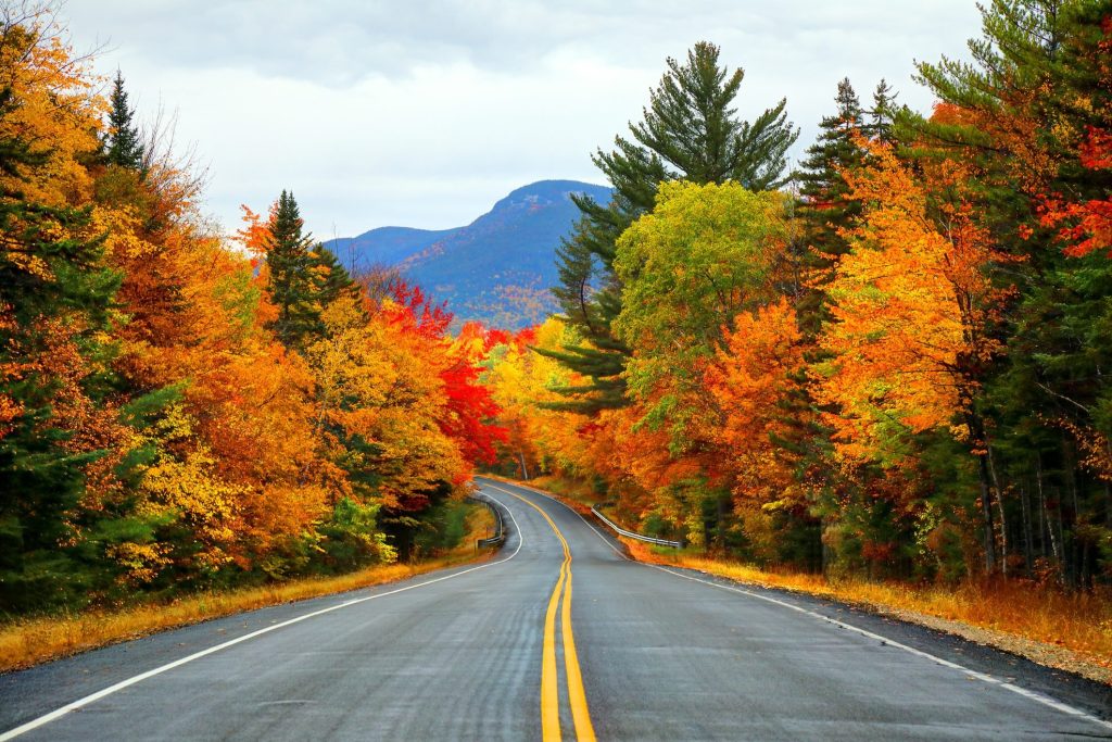 The Ultimate New England Fall Foliage Road Trip : 9 Stops for the Best Autumn Colors