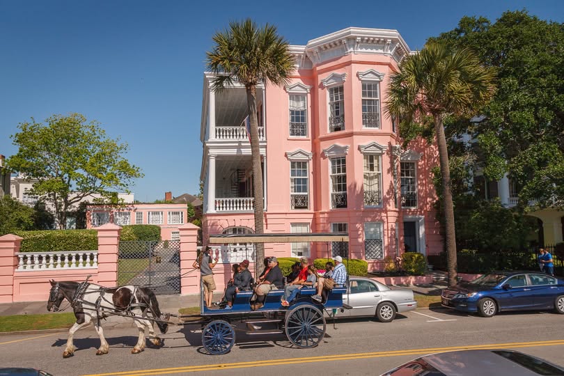 Horse-Drawn Carriage Tour in Charleston