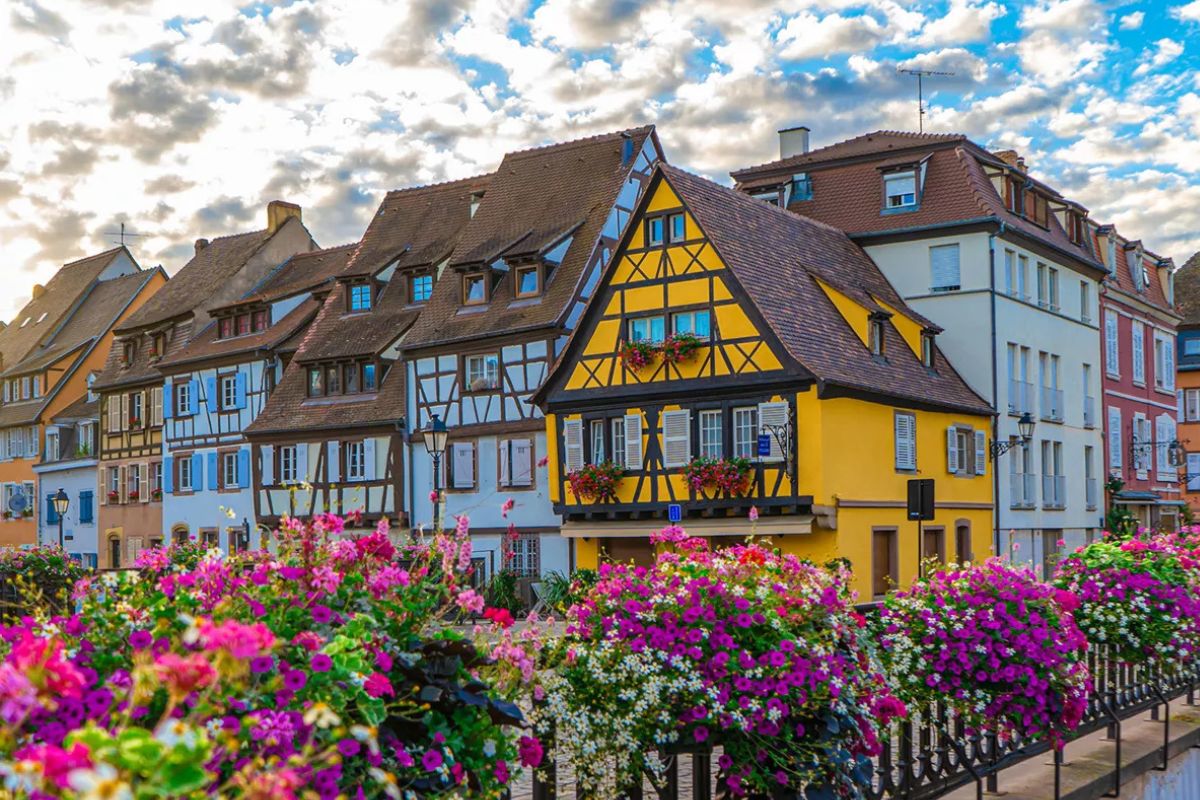Villages of France: 9-Day Tour of Paris, Burgundy, Alsace and Champagne