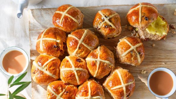 Why Do We Eat Hot Cross Buns at Easter? History, Culture & Best Places to Find Them in India