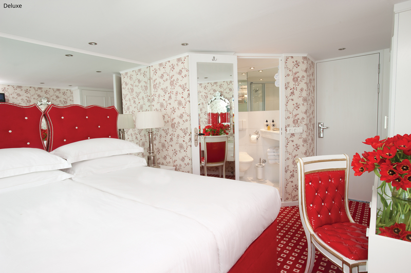 Trafalgar Verity Dlx Cabin