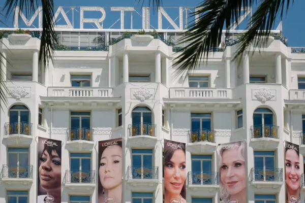 Inside The Iconic Hotels Where Celebrities Stay for the Cannes Film Festival Read more at: http://timesofindia.indiatimes.com/articleshow/131115627.cms?utm_source=contentofinterest&utm_medium=text&utm_campaign=cppst